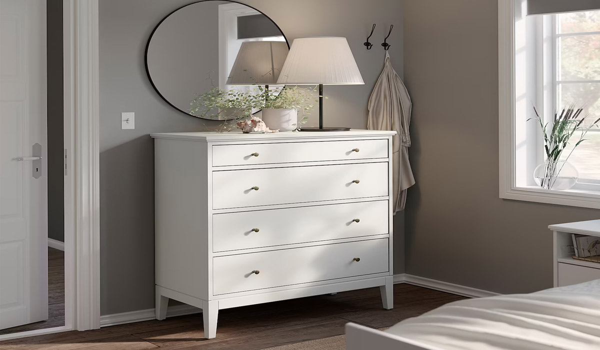 A Guide To Choosing a Chest for Your Bedroom